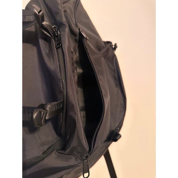 HGUL+Bag Adjustable Strap Pockets Black Crossbody Sling Bag Travel Outdoor - Picture 3 of 9